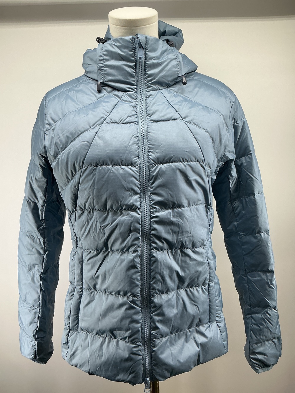 Lightweight Down Packable Puffer Hooded Jacket